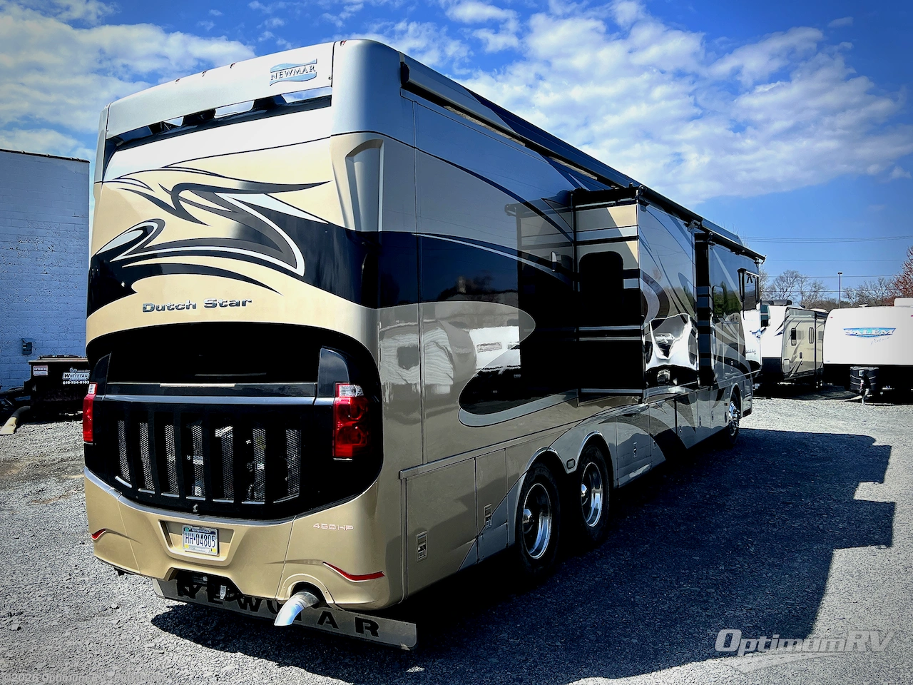 2015 Newmar Dutch Star 4369 - Used Class A For Sale by Optimum RV - Pottstown in Pottstown, Pennsylvania features Slideout