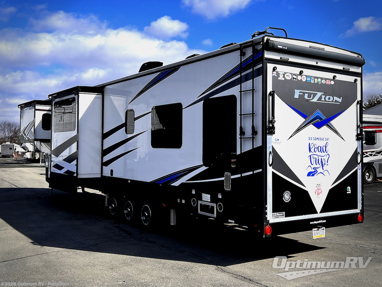 2020 Fuzion 430 by Keystone from Optimum RV - Pottstown in Pottstown, Pennsylvania