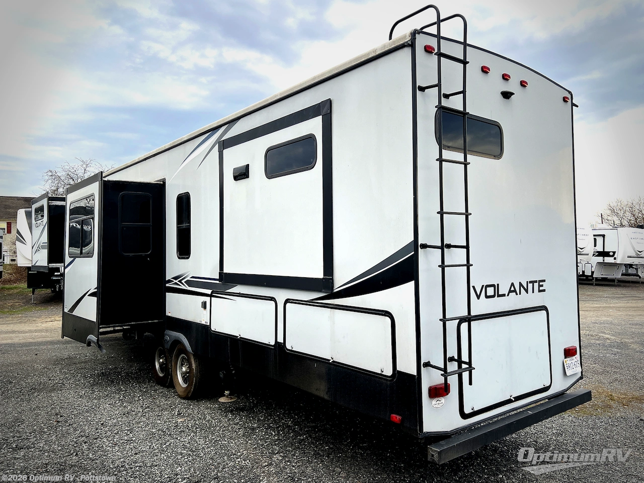 2021 Volante 3880MK by CrossRoads from Optimum RV - Pottstown in Pottstown, Pennsylvania