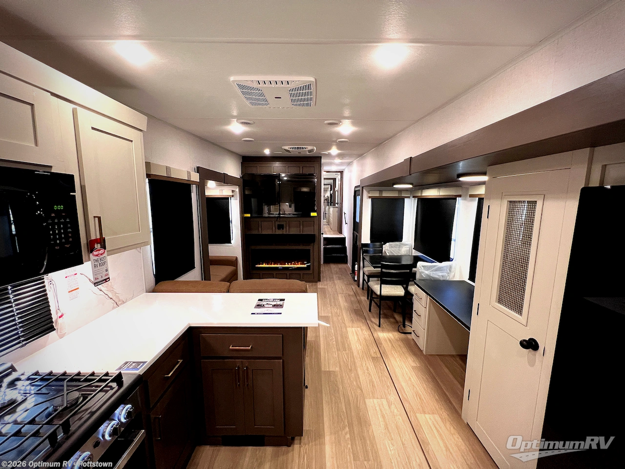 New 2026 East to West Tandara 388LR available in Pottstown, Pennsylvania
