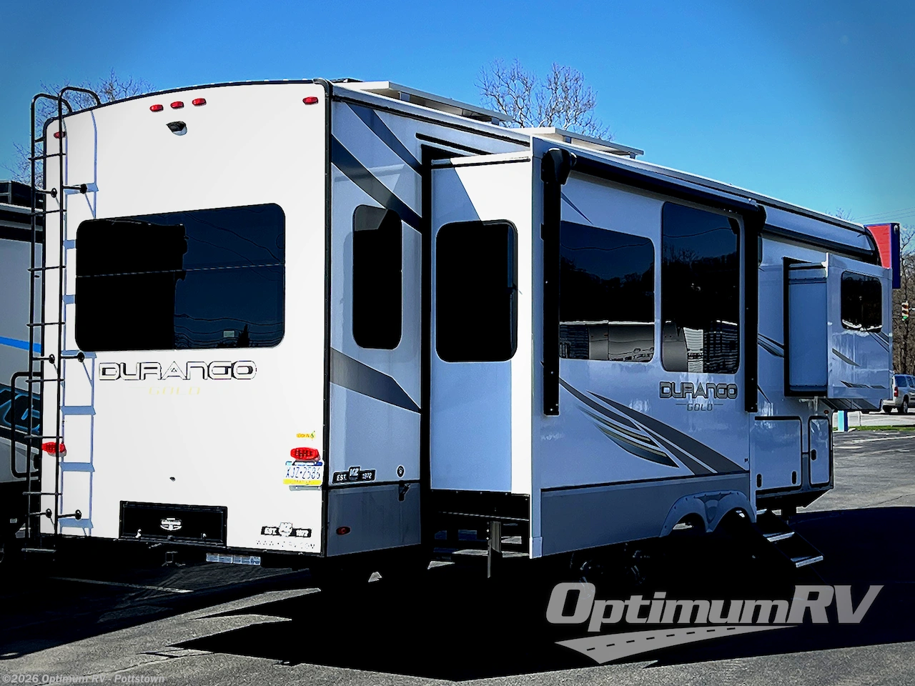 2025 K-Z Durango Gold G310RLQ - Used Fifth Wheel For Sale by Optimum RV - Pottstown in Pottstown, Pennsylvania features Slideout, Awning