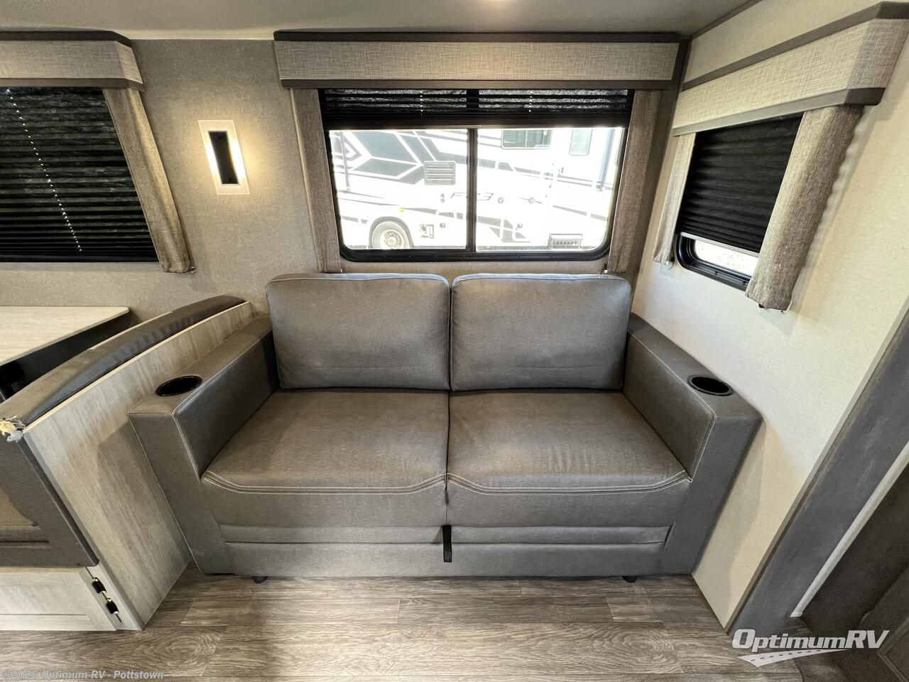 Used 2024 Forest River Aurora 31KDS available in Pottstown, Pennsylvania