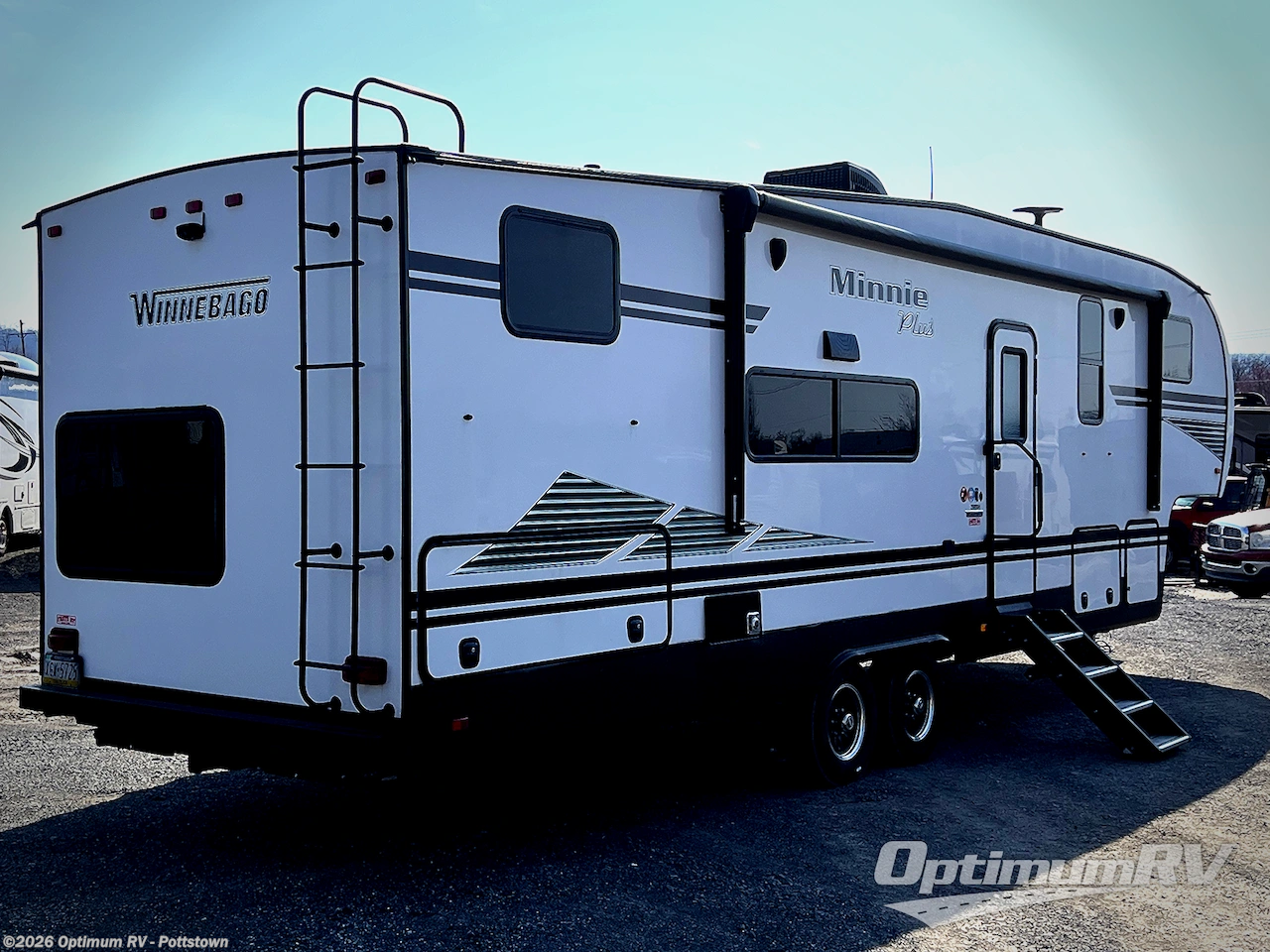 2020 Winnebago Minnie Plus 29RBH - Used Fifth Wheel For Sale by Optimum RV - Pottstown in Pottstown, Pennsylvania features Slideout