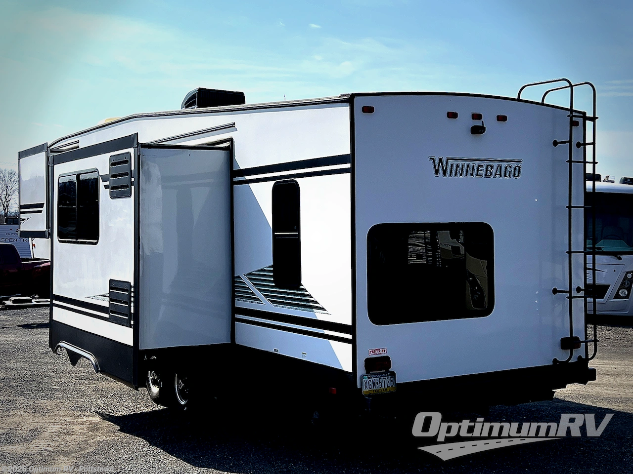 2020 Minnie Plus 29RBH by Winnebago from Optimum RV - Pottstown in Pottstown, Pennsylvania