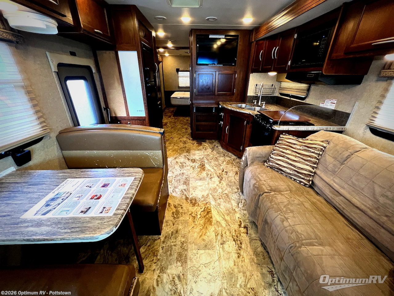 Used 2017 Coachmen Pursuit 33 BH available in Pottstown, Pennsylvania
