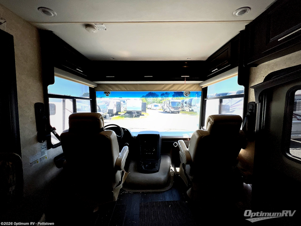 Used 2015 Forest River Georgetown 377TS available in Pottstown, Pennsylvania