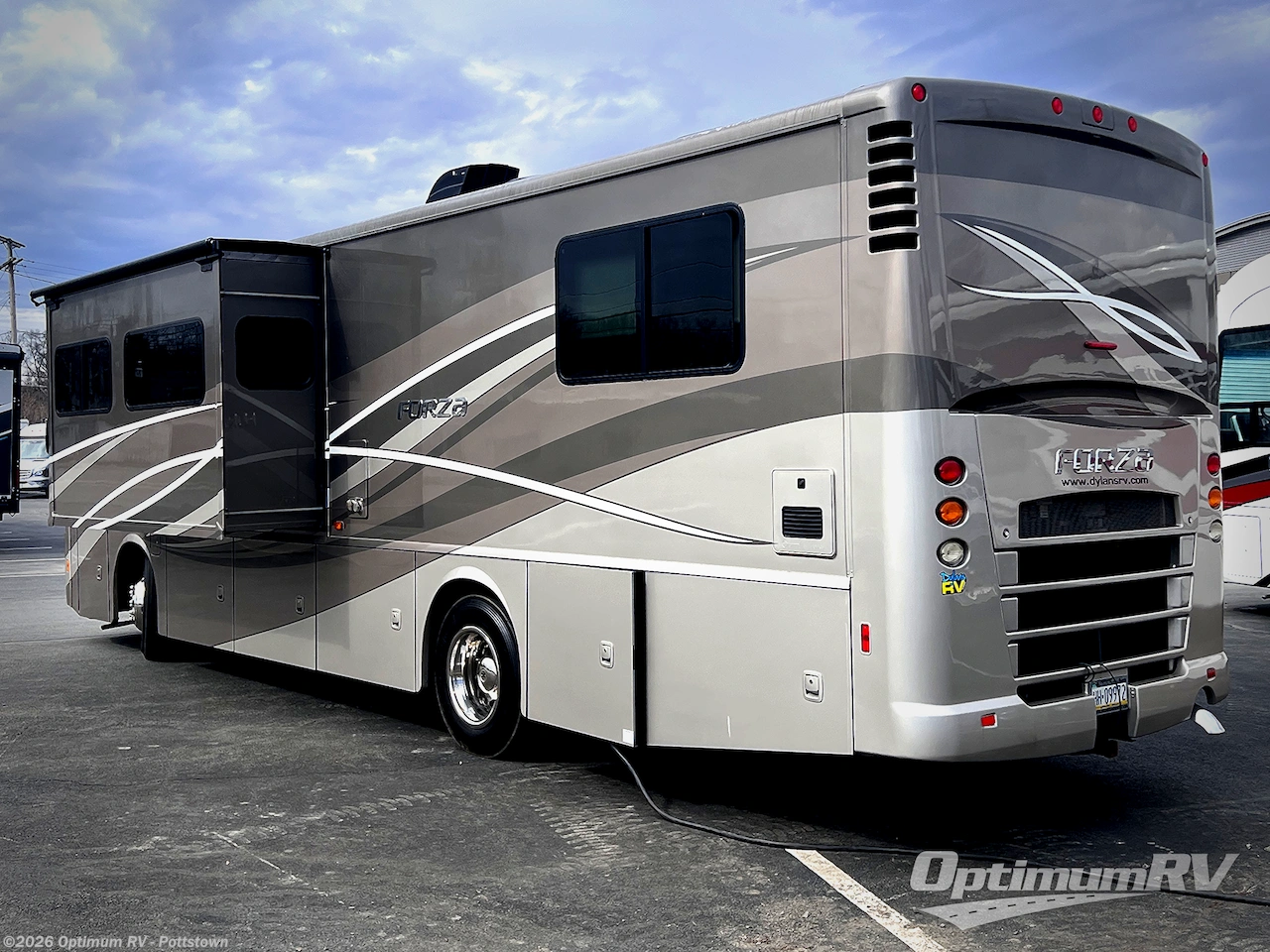 2017 Forza 34T by Winnebago from Optimum RV - Pottstown in Pottstown, Pennsylvania
