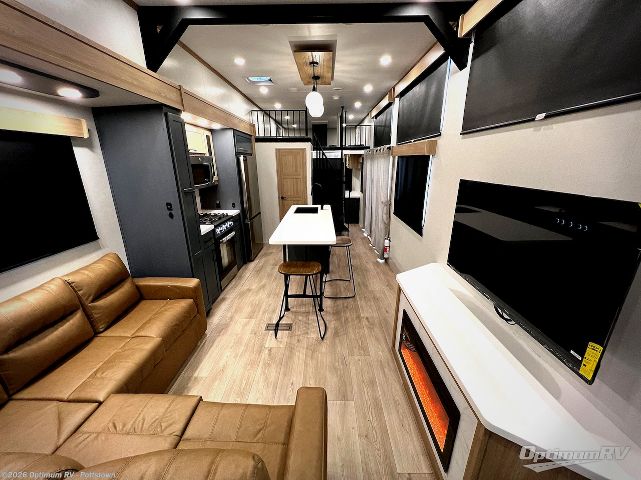 2026 Hampton 410PVL by CrossRoads from Optimum RV - Pottstown in Pottstown, Pennsylvania