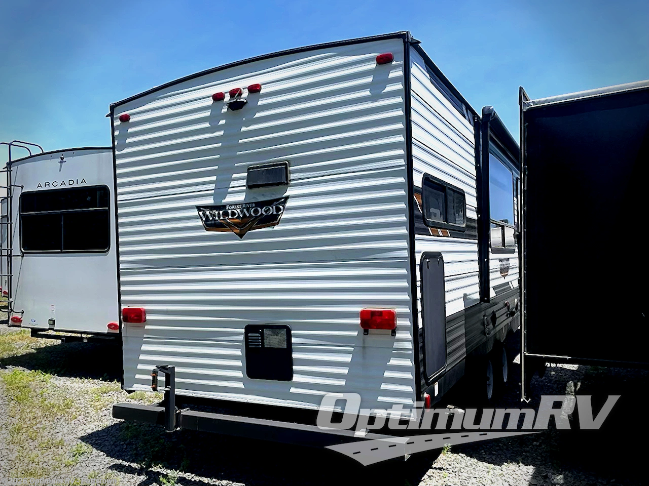 2020 Forest River Wildwood 27RKS - Used Travel Trailer For Sale by Optimum RV - Pottstown in Pottstown, Pennsylvania features Slideout, Awning