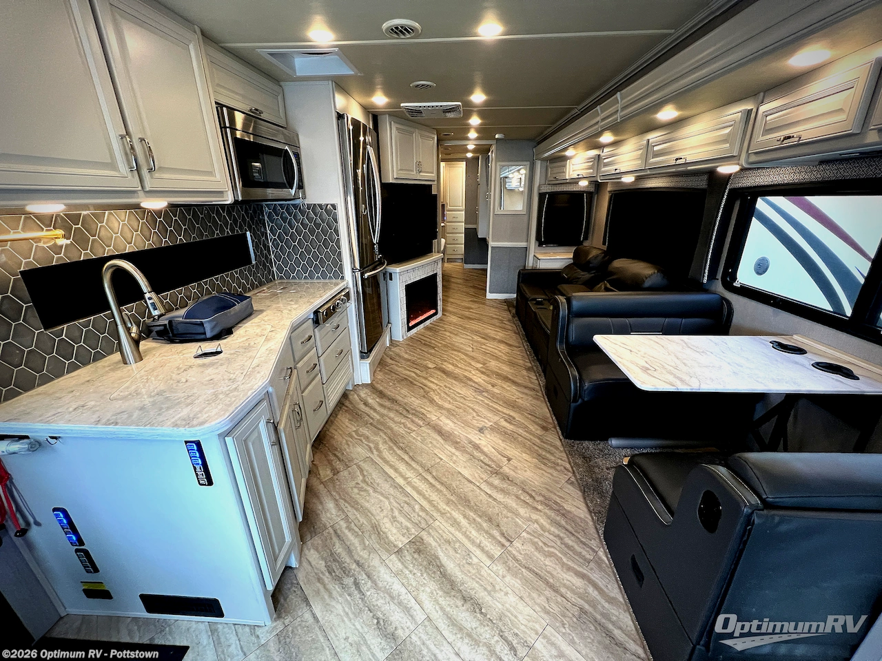 Used 2021 Holiday Rambler Vacationer 35K available in Pottstown, Pennsylvania