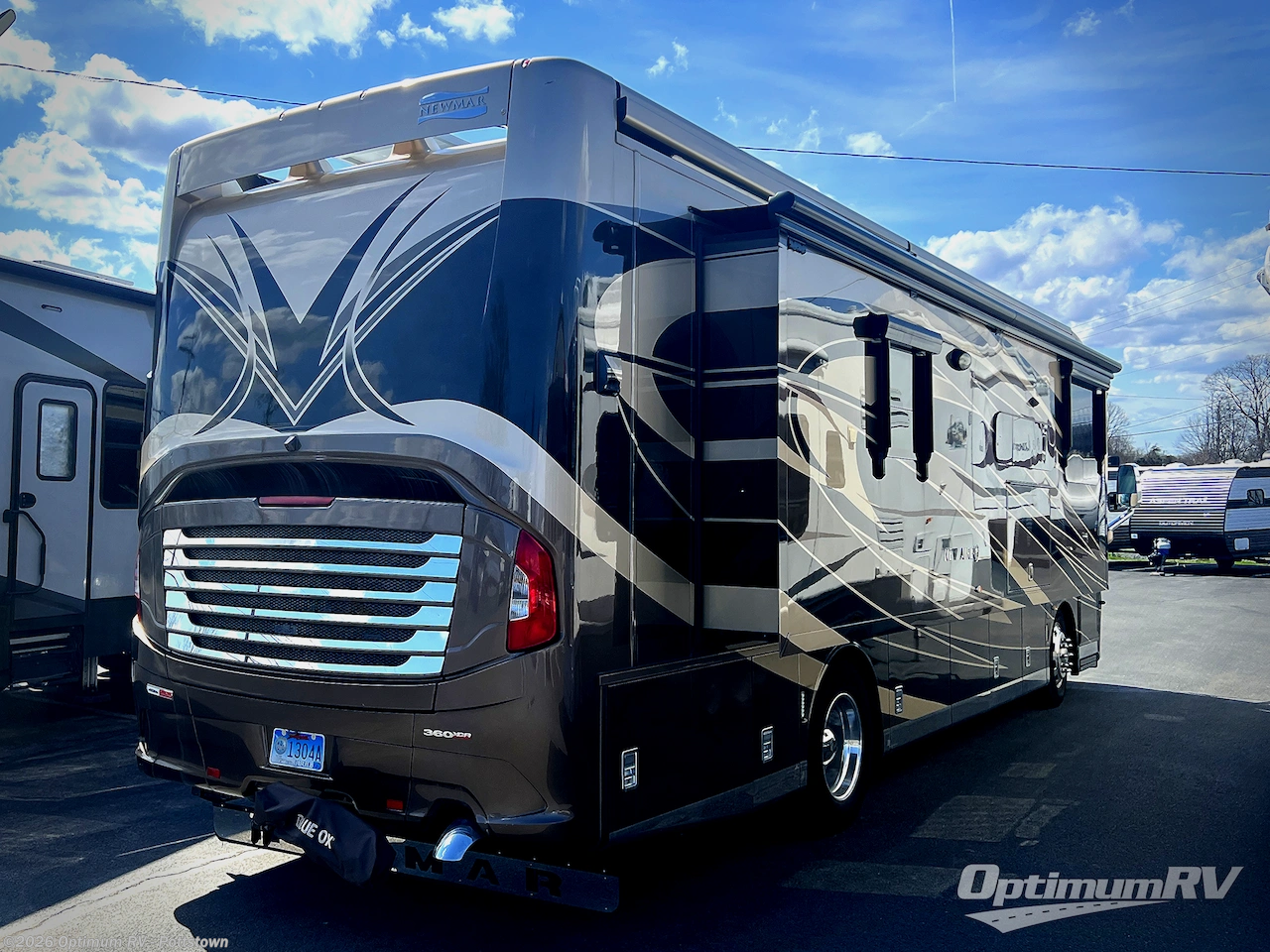 2018 Newmar New Aire 3343 - Used Class A For Sale by Optimum RV - Pottstown in Pottstown, Pennsylvania features Slideout