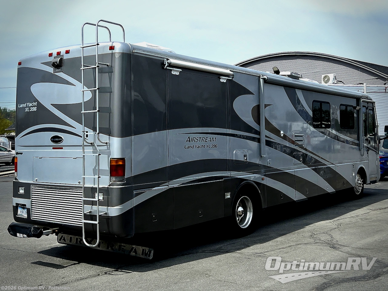 2002 Airstream Land Yacht XL XL - Used Class A For Sale by Optimum RV - Pottstown in Pottstown, Pennsylvania