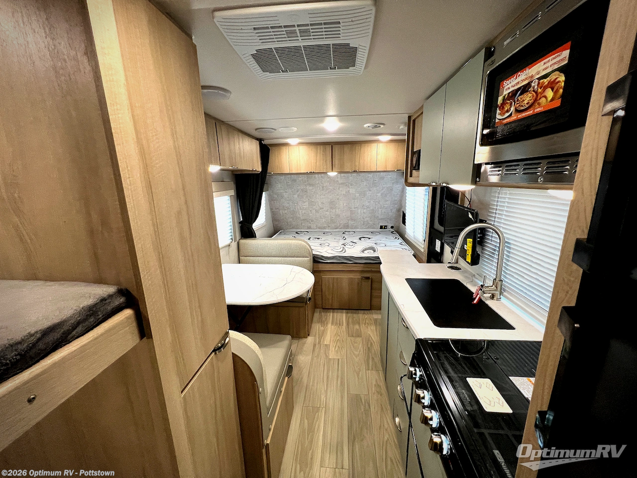 Used 2024 Winnebago Micro Minnie 1800BH available in Pottstown, Pennsylvania