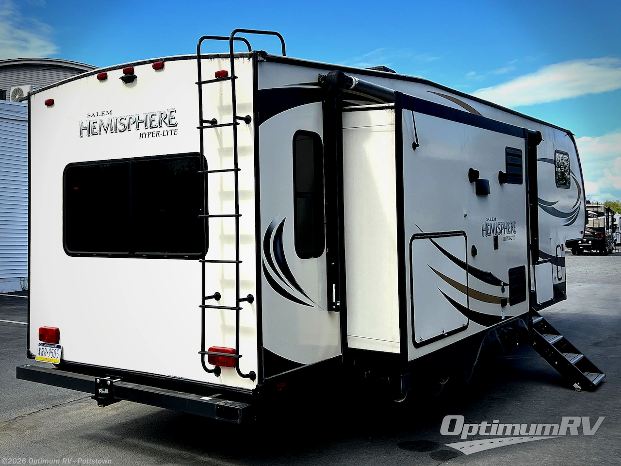 2017 Salem Hemisphere Hyper-Lyte 29RLSHL by Forest River from Optimum RV - Pottstown in Pottstown, Pennsylvania