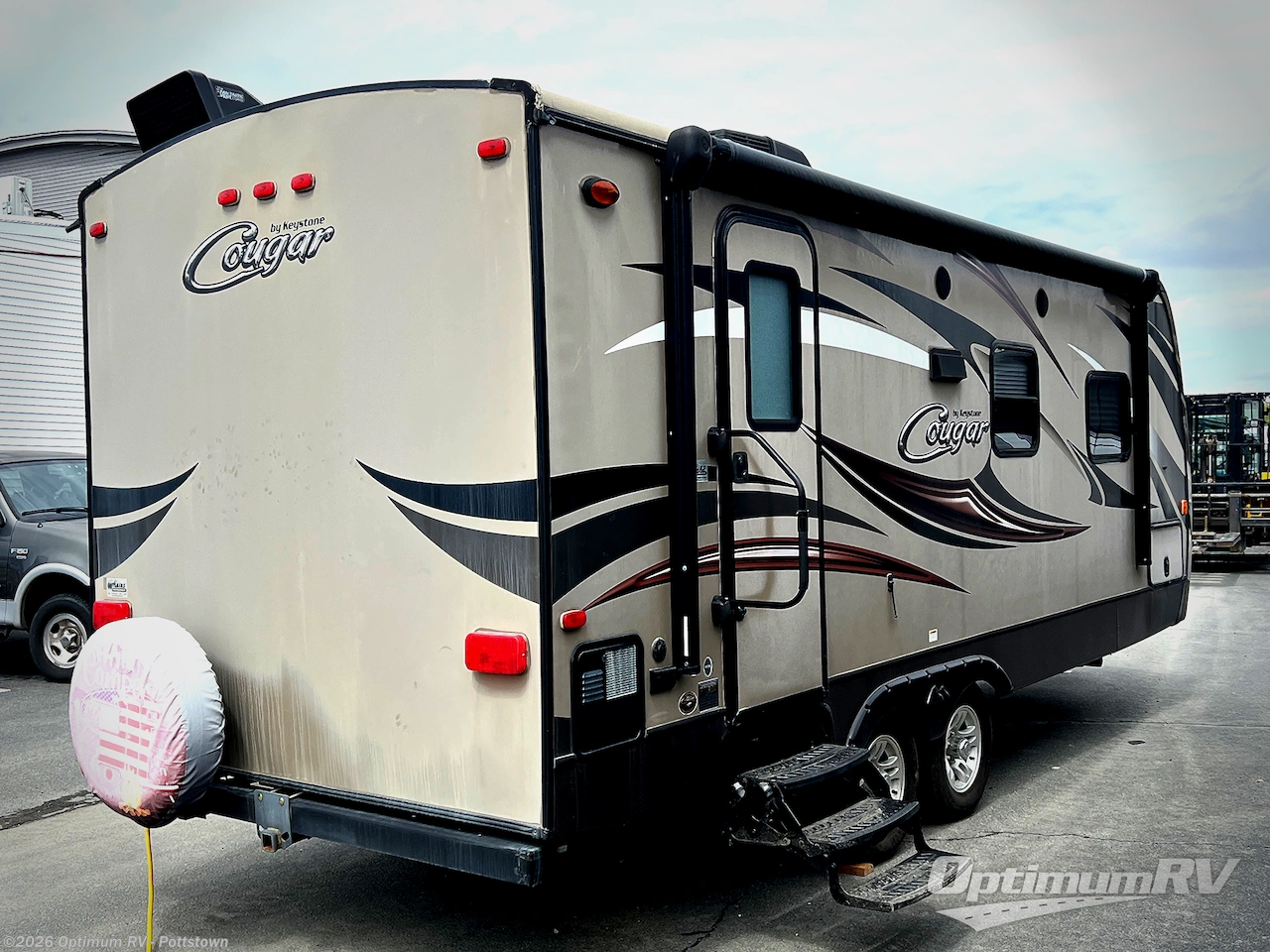 2016 Keystone Cougar X-Lite 21RBS - Used Travel Trailer For Sale by Optimum RV - Pottstown in Pottstown, Pennsylvania features Slideout