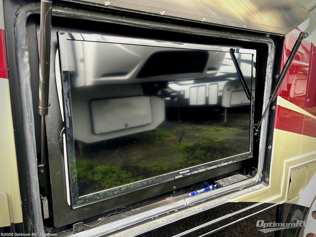 Used 2014 Tiffin Allegro Breeze 28 BR available in Pottstown, Pennsylvania
