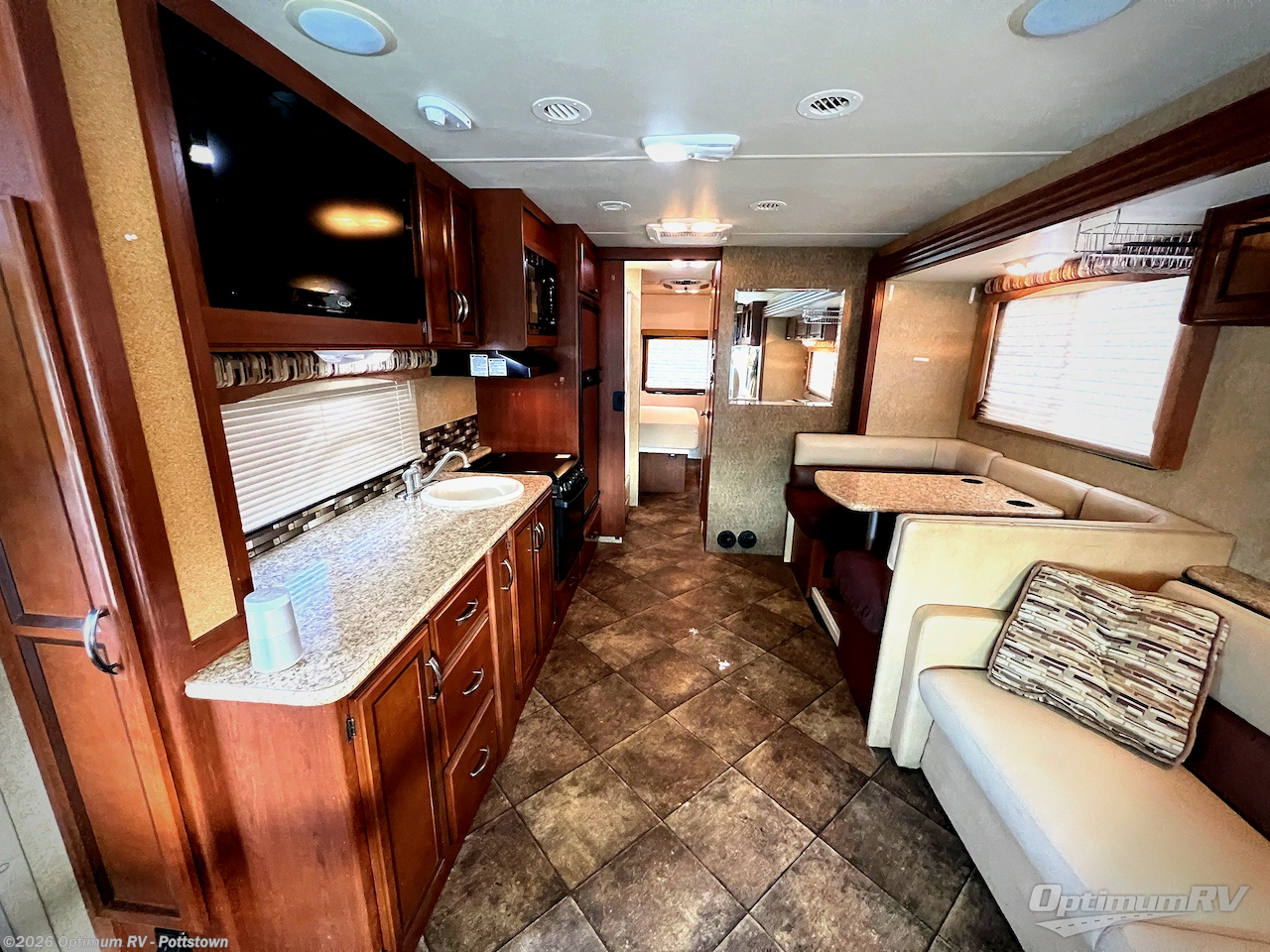 2014 ACE 30.1 by Thor from Optimum RV - Pottstown in Pottstown, Pennsylvania