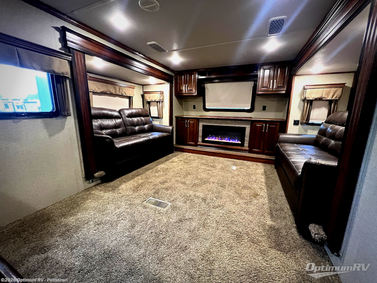 Used 2018 Keystone Alpine 3700FL available in Pottstown, Pennsylvania
