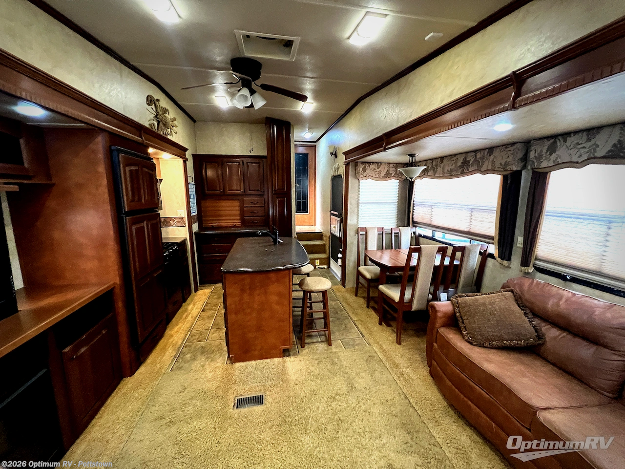 Used 2011 Forest River Cedar Creek 34RLSA available in Pottstown, Pennsylvania