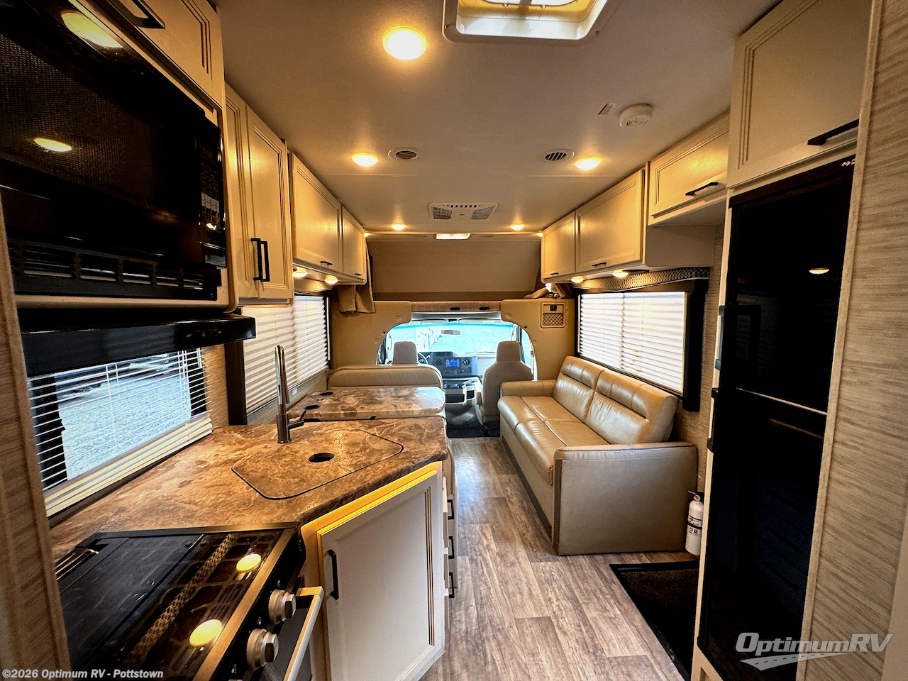Used 2023 Thor Four Winds 28A available in Pottstown, Pennsylvania