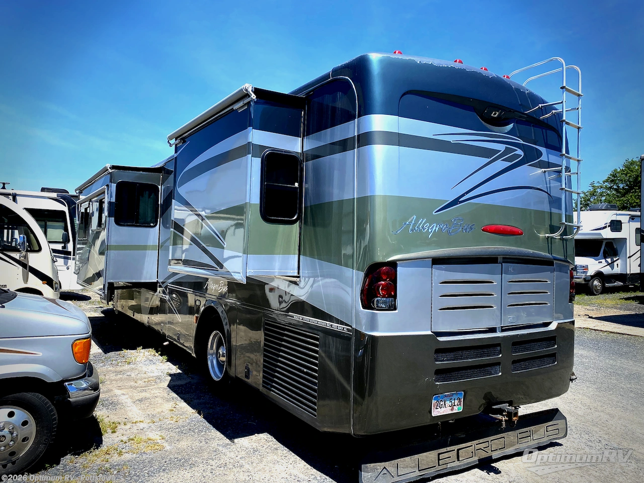 2004 Allegro Bus 38TGP by Tiffin from Optimum RV - Pottstown in Pottstown, Pennsylvania