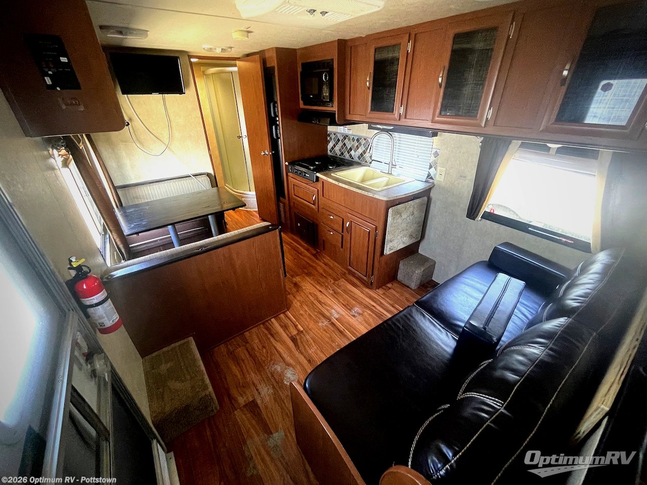 2016 Wildwood X-Lite 241QBXL by Forest River from Optimum RV - Pottstown in Pottstown, Pennsylvania
