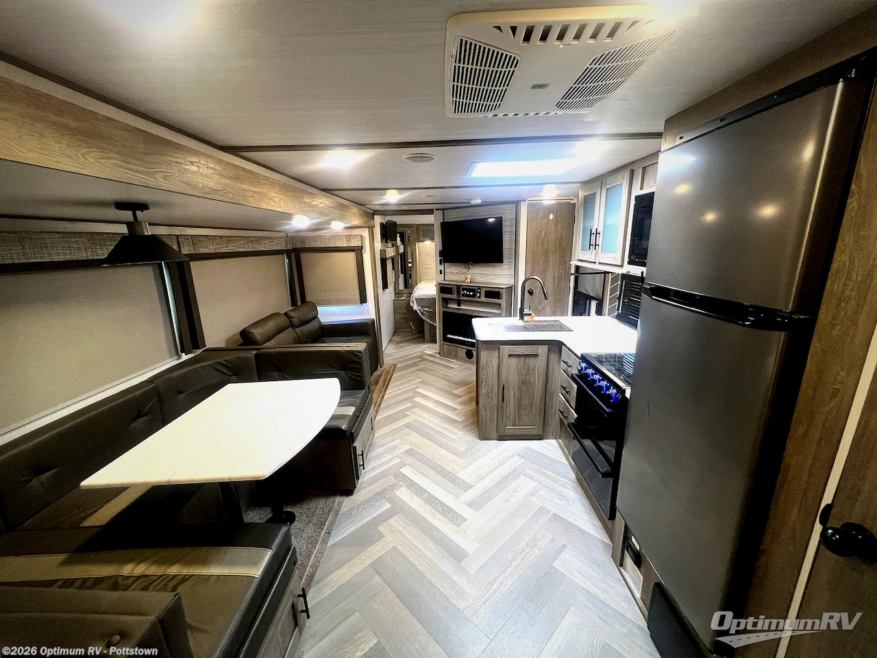 Used 2022 Forest River Salem Hemisphere Hyper-Lyte 26BHHL available in Pottstown, Pennsylvania
