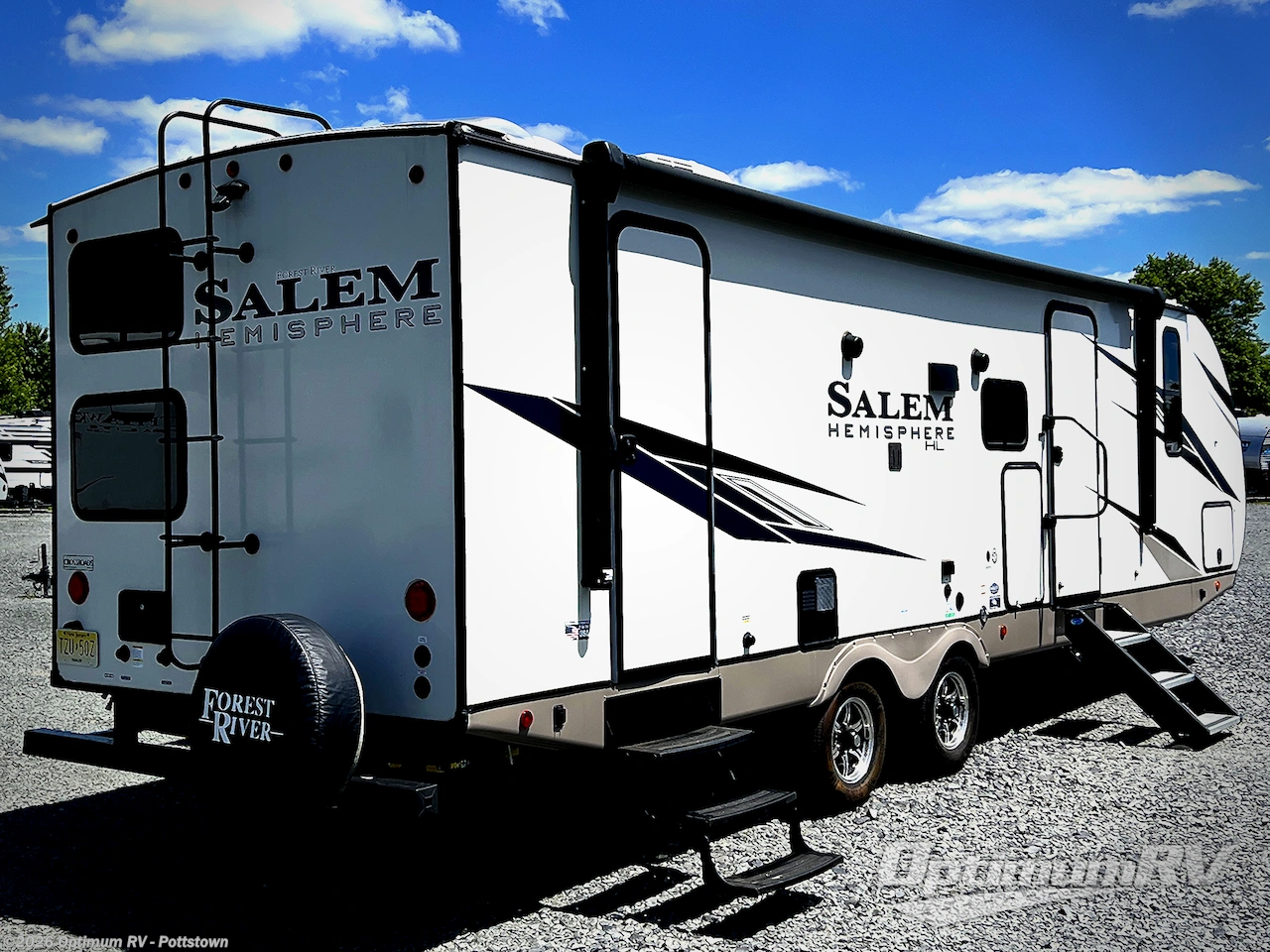 2022 Forest River Salem Hemisphere Hyper-Lyte 26BHHL - Used Travel Trailer For Sale by Optimum RV - Pottstown in Pottstown, Pennsylvania features Awning, Slideout