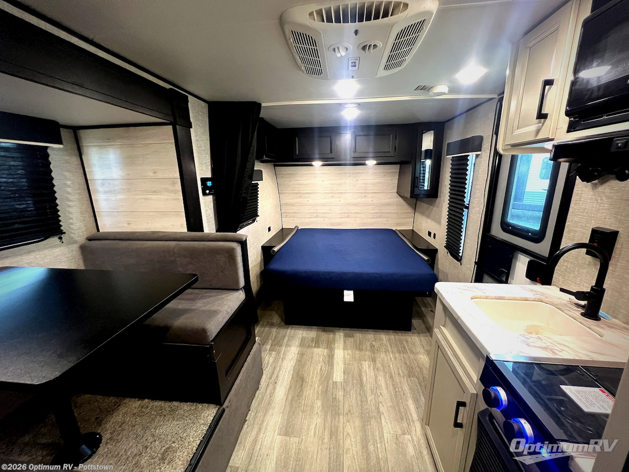 2023 Jayco Jay Flight SLX 183RB - Used Travel Trailer For Sale by Optimum RV - Pottstown in Pottstown, Pennsylvania features Awning, Slideout