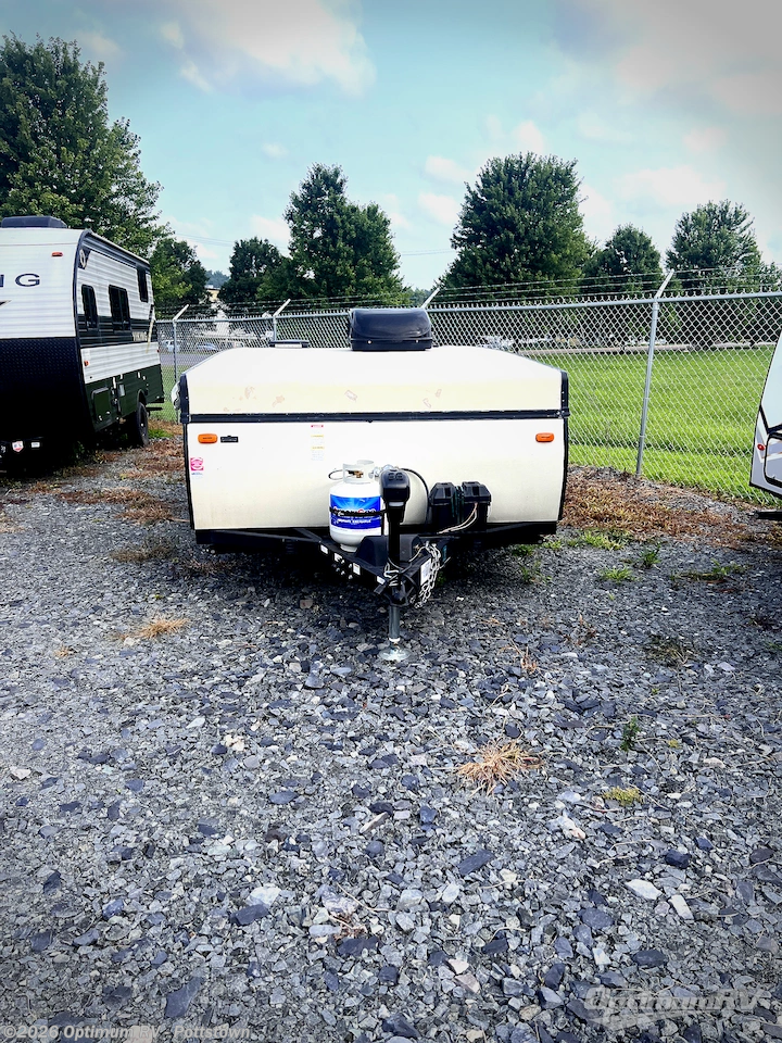 Used 2016 Forest River Flagstaff 277 available in Pottstown, Pennsylvania