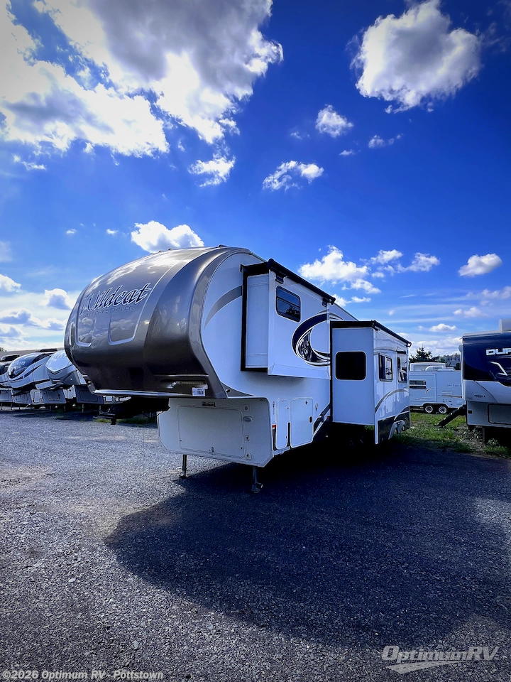 2016 Forest River Wildcat 312BHX - Used Fifth Wheel For Sale by Optimum RV - Pottstown in Pottstown, Pennsylvania features Slideout