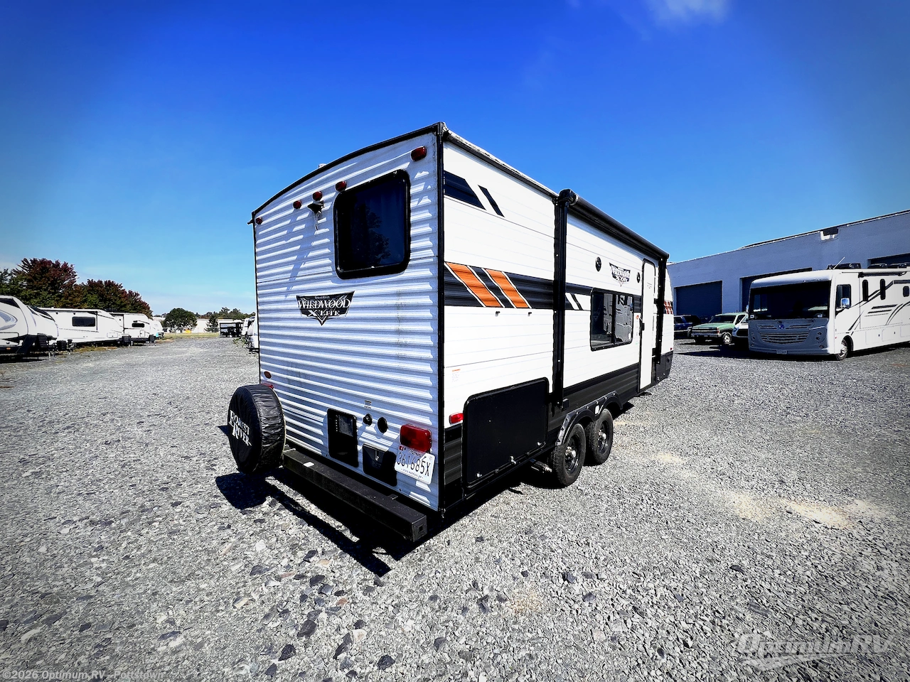 2020 Forest River Wildwood X-Lite 19DBXL - Used Travel Trailer For Sale by Optimum RV - Pottstown in Pottstown, Pennsylvania features Awning