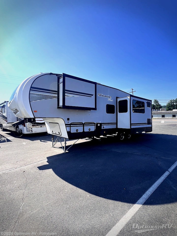 2019 Minnie Plus 29RBH by Winnebago from Optimum RV - Pottstown in Pottstown, Pennsylvania
