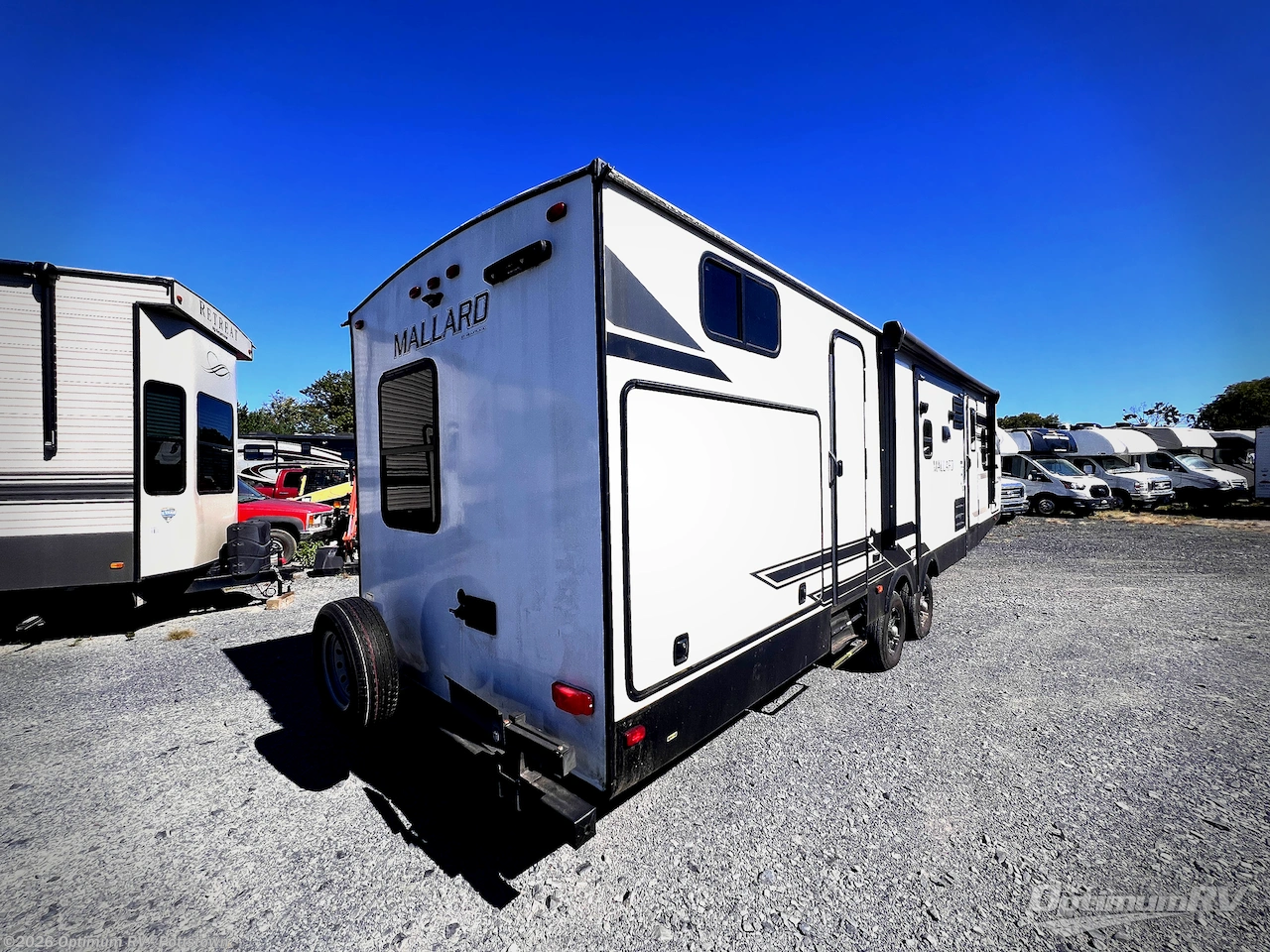 2023 Heartland Mallard 33 - Used Travel Trailer For Sale by Optimum RV - Pottstown in Pottstown, Pennsylvania features Awning, Slideout