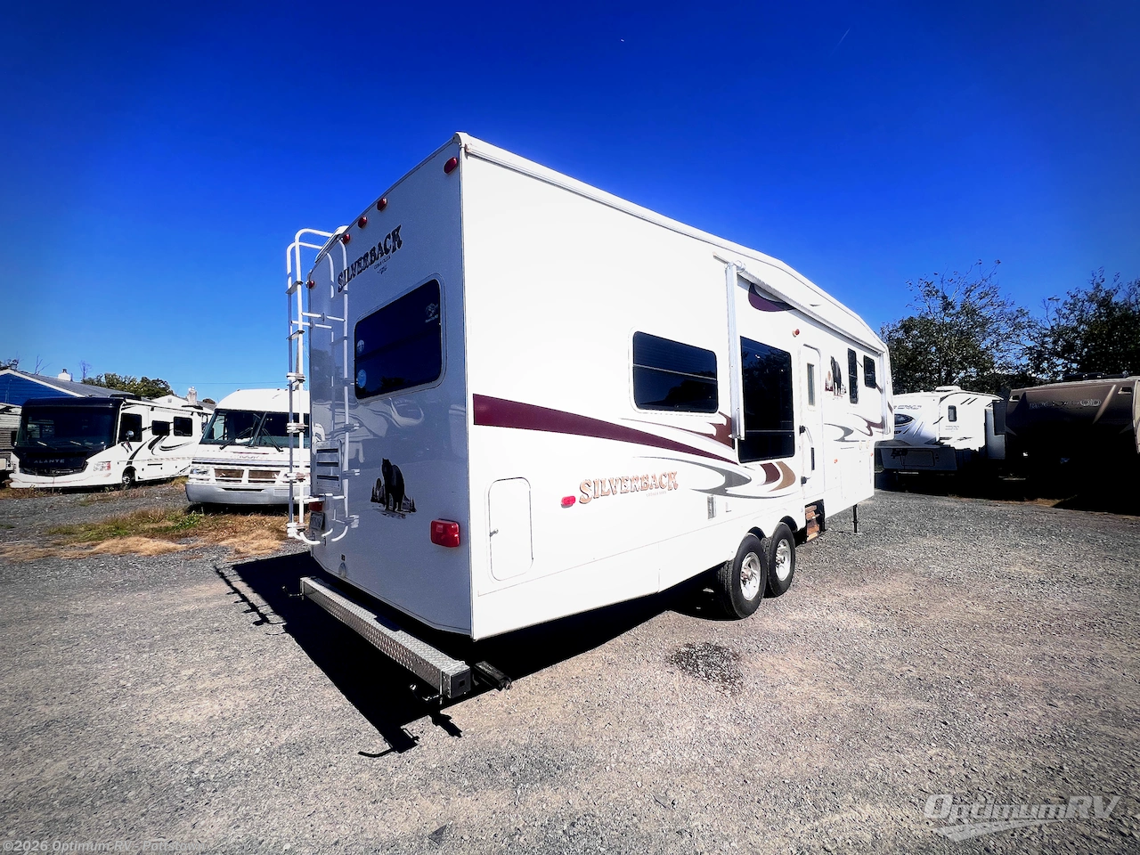 2008 Forest River Cedar Creek Silverback 30LRKSA - Used Fifth Wheel For Sale by Optimum RV - Pottstown in Pottstown, Pennsylvania features Slideout