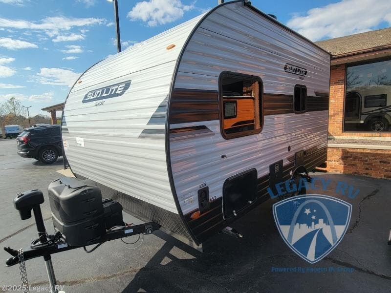 2023 Sunset Park RV Sun Lite 16BH RV for Sale in Festus, MO 63028 008413 Classifieds