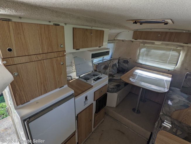 2007 Casita Spirit Deluxe 16 - Used Travel Trailer For Sale by Johnie in Del Valle, Texas