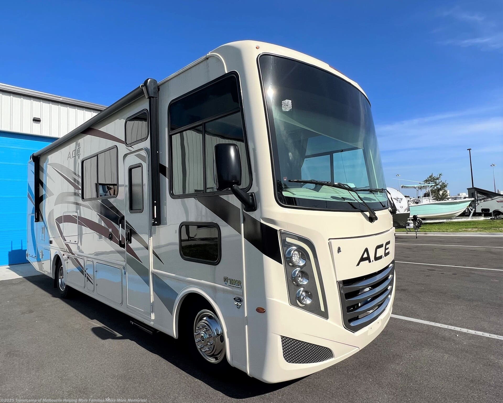 2023 Thor ACE 29D RV for Sale in Melbourne, FL 32935 UT02646 RVUSA