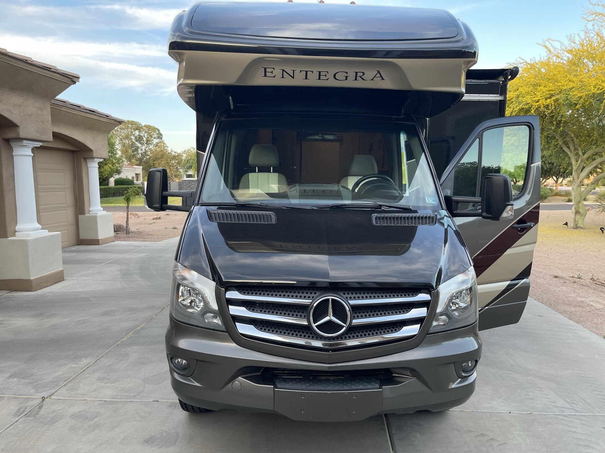 2018 Entegra Coach Qwest 24L RV for Sale in Mesa, AZ 85213 VW041023