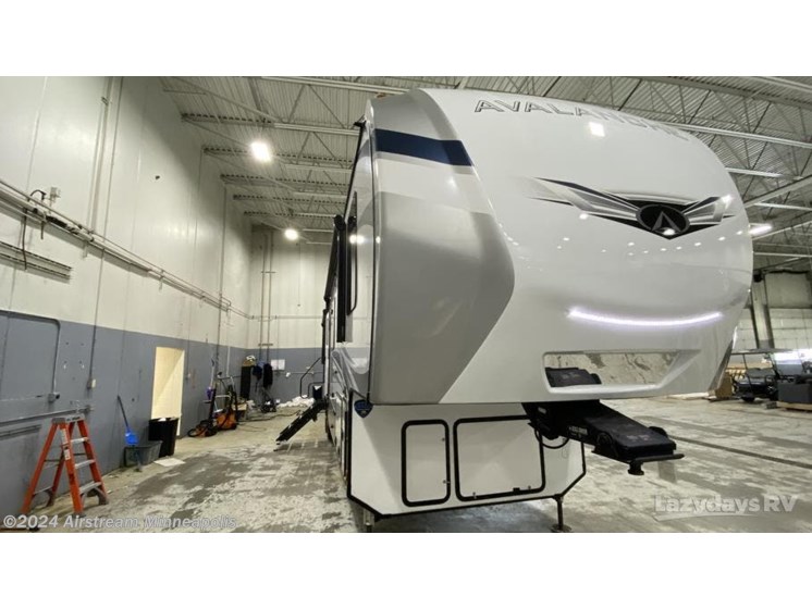 New 2023 Keystone Avalanche 372MB available in Ramsey, Minnesota