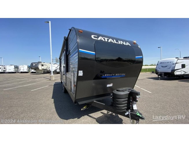New 2023 Coachmen Catalina Legacy 263FKDS available in Monticello, Minnesota