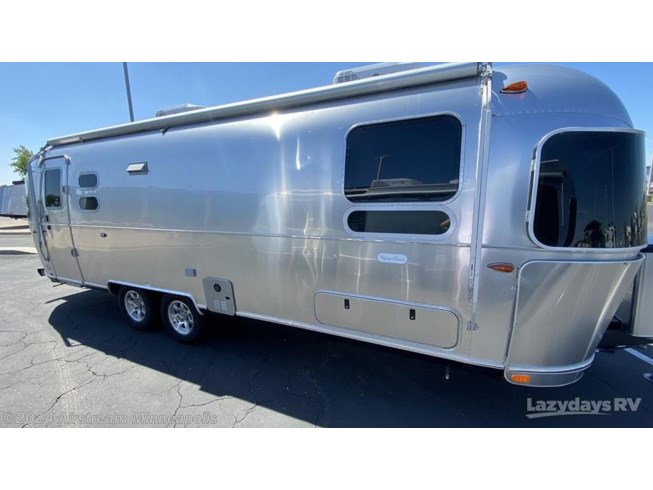 2024 Airstream Flying Cloud 27FB - New Travel Trailer For Sale by Airstream Minneapolis in Monticello, Minnesota