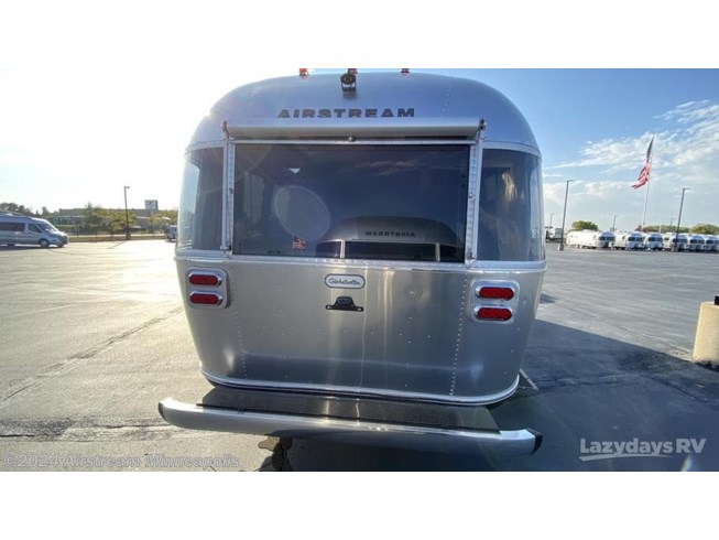 2024 Globetrotter 25FB by Airstream from Airstream Minneapolis in Monticello, Minnesota