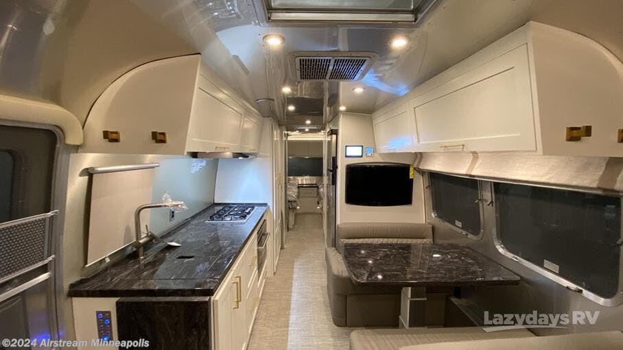 2024 Airstream Classic 30RB RV for Sale in Monticello, MN 55362