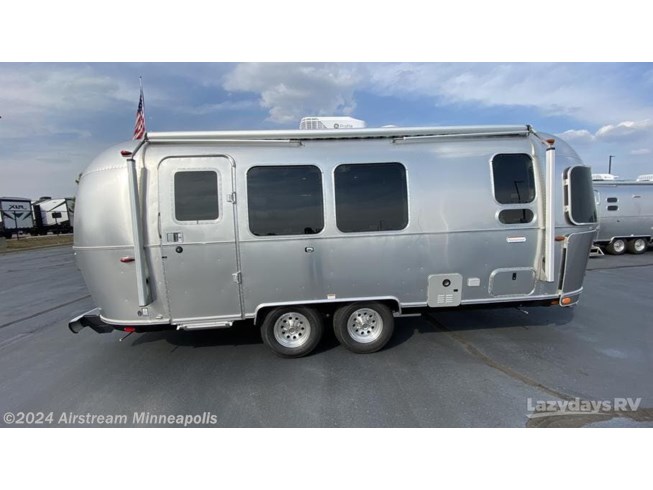 2024 Airstream International 23FB - New Travel Trailer For Sale by Airstream Minneapolis in Monticello, Minnesota
