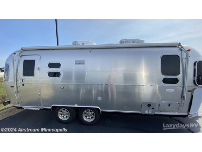2024 Airstream Flying Cloud 25 FB - New Travel Trailer For Sale by Airstream Minneapolis in Monticello, Minnesota