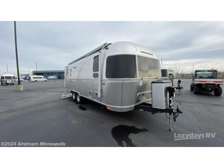 Used 2024 Airstream International Serenity 25FB Twin available in Monticello, Minnesota