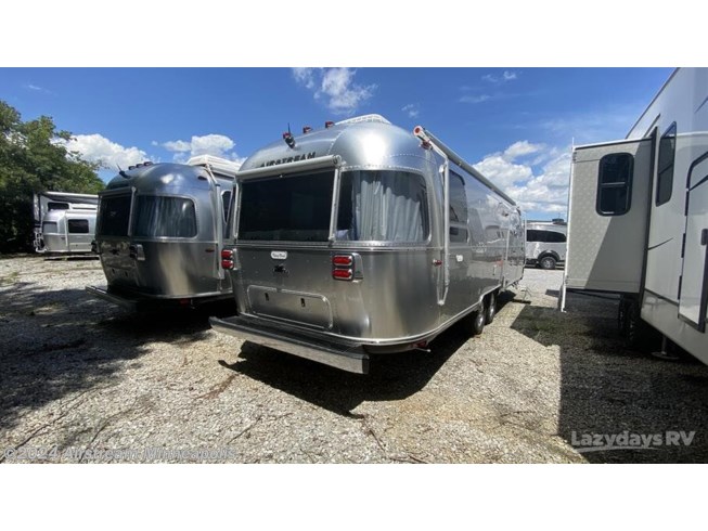 2024 Airstream Flying Cloud 30RB - New Travel Trailer For Sale by Airstream Minneapolis in Monticello, Minnesota