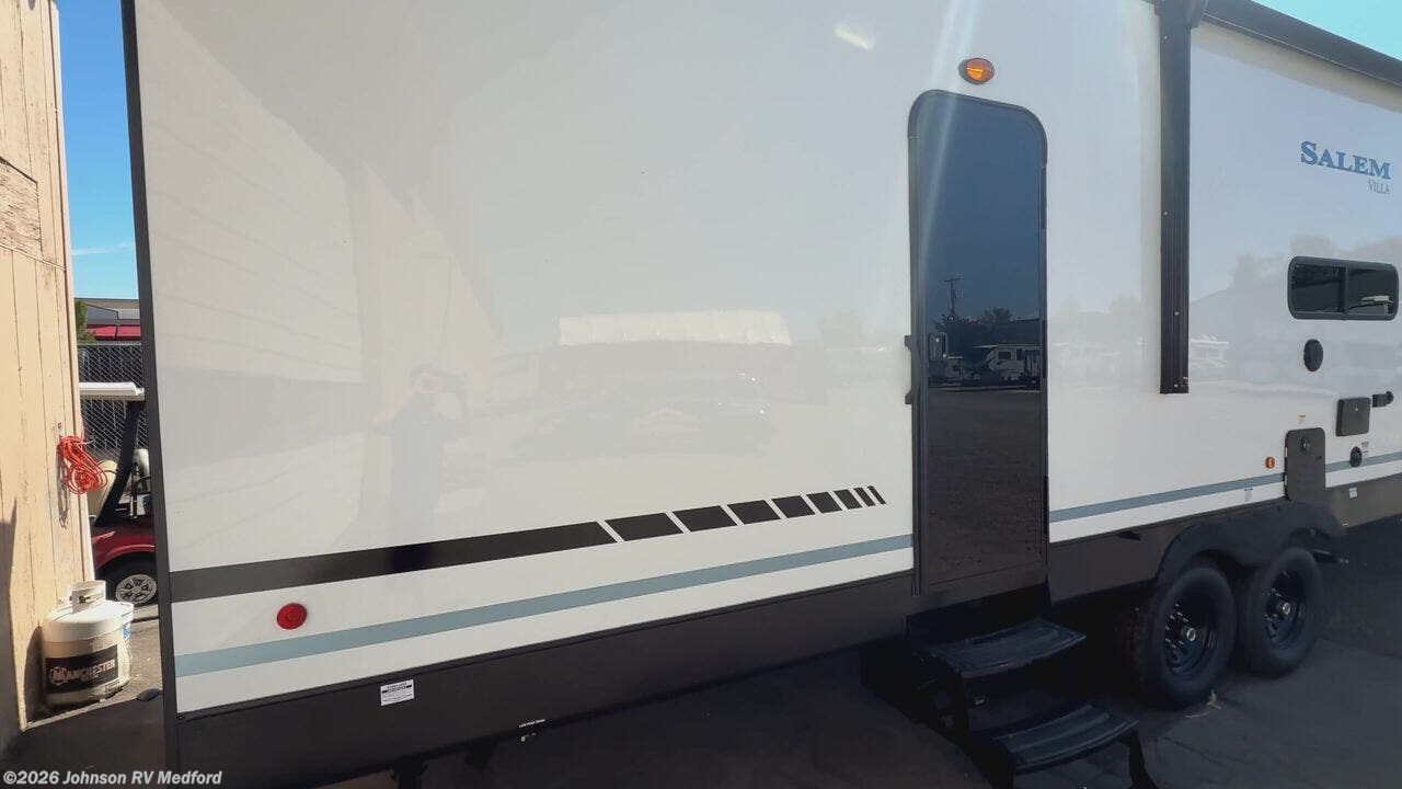 New 2025 Forest River Salem Villa 353FLFB available in Medford, Oregon