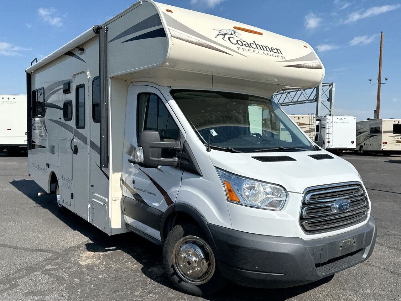 2016 Freelander 20CB Micro by Coachmen from Johnson RV Medford in Medford, Oregon